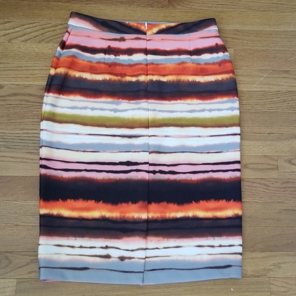 NWT! TOMMY HILFIGER Size 6 Saharan Safari Skirt - Picture 2 of 6